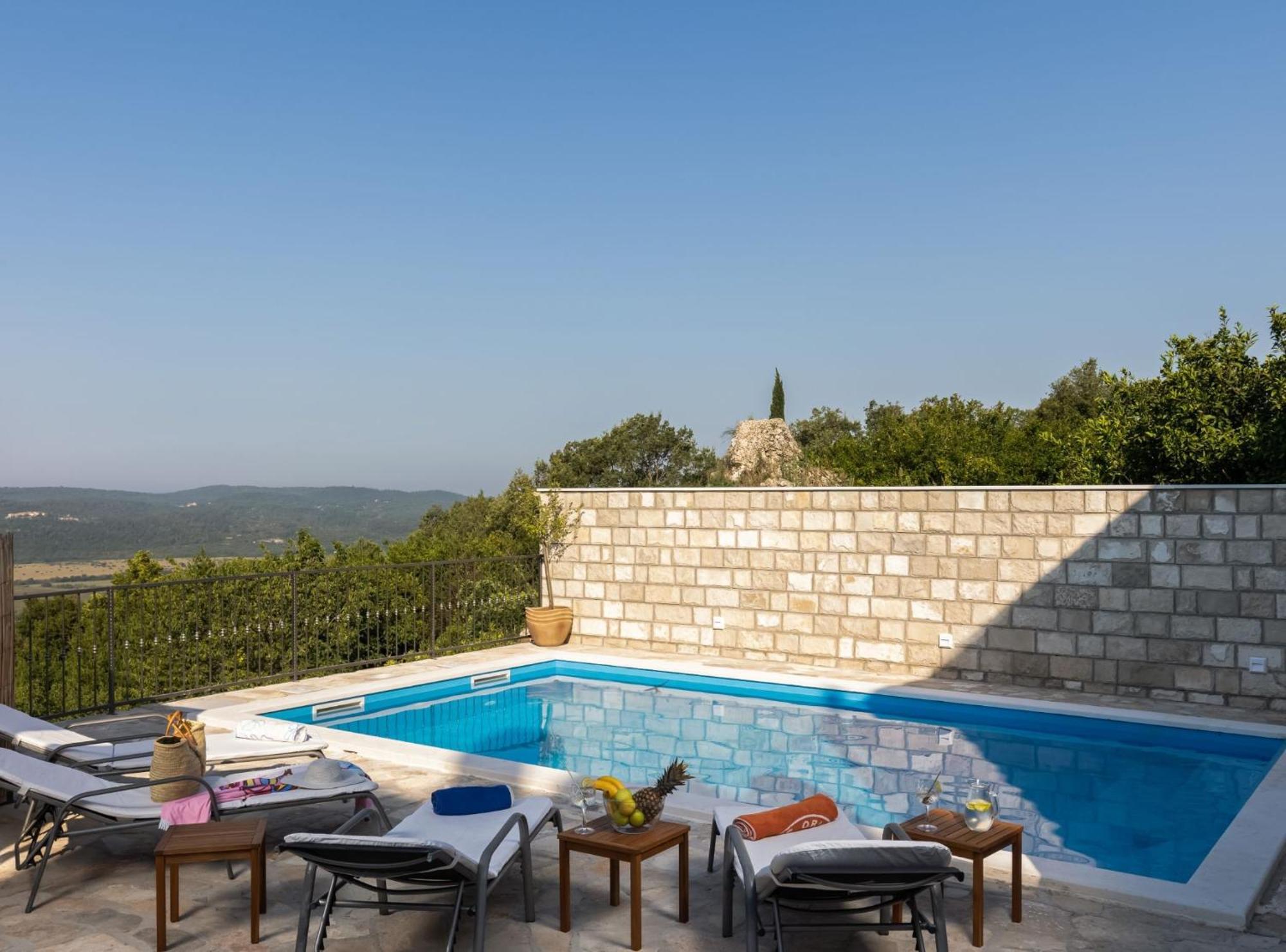 Villa Source With Private Pool Pridvorje Exterior photo